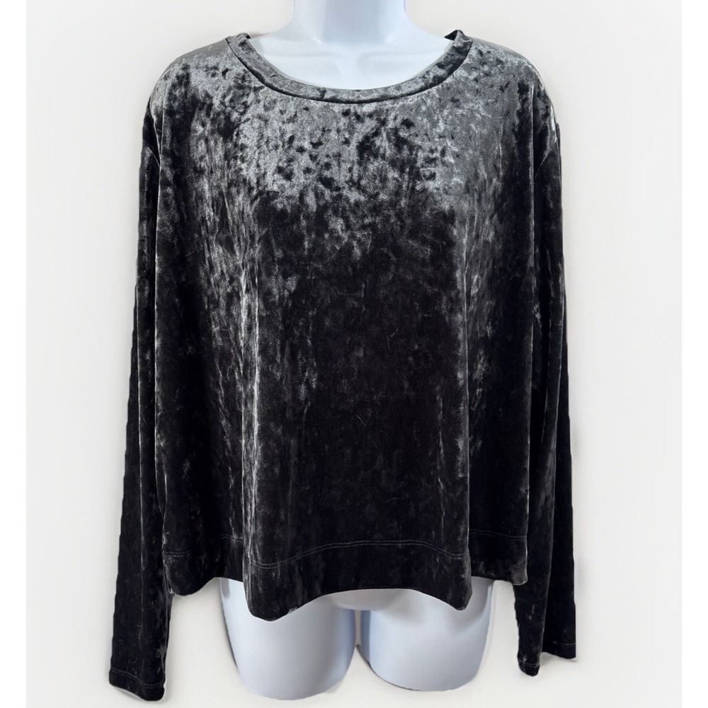 Velvet Crushed Velvet Long Sleeve Top in Charcoal